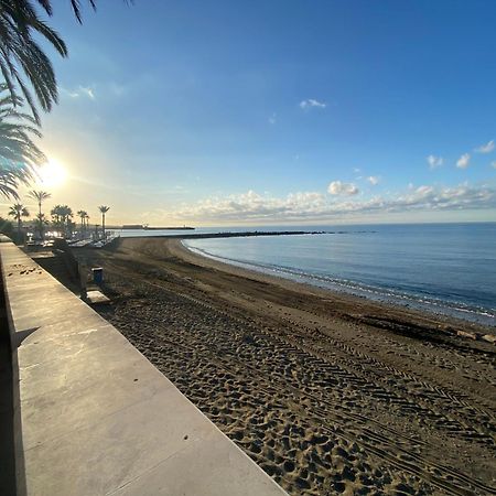 Marbella Beachfront Edificio Mayoral Primera Linea De Playa Y Centro Ciudad Con Barco Opcional Exteriör bild